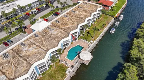 700 Ne Harbour Terrace Boca Raton FL 33431