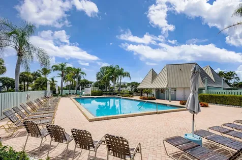 1127 E Seminole Avenue Jupiter FL 33477