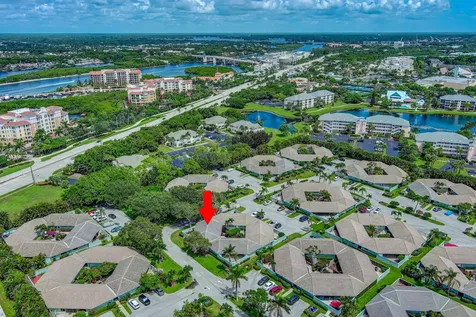 1127 E Seminole Avenue Jupiter FL 33477