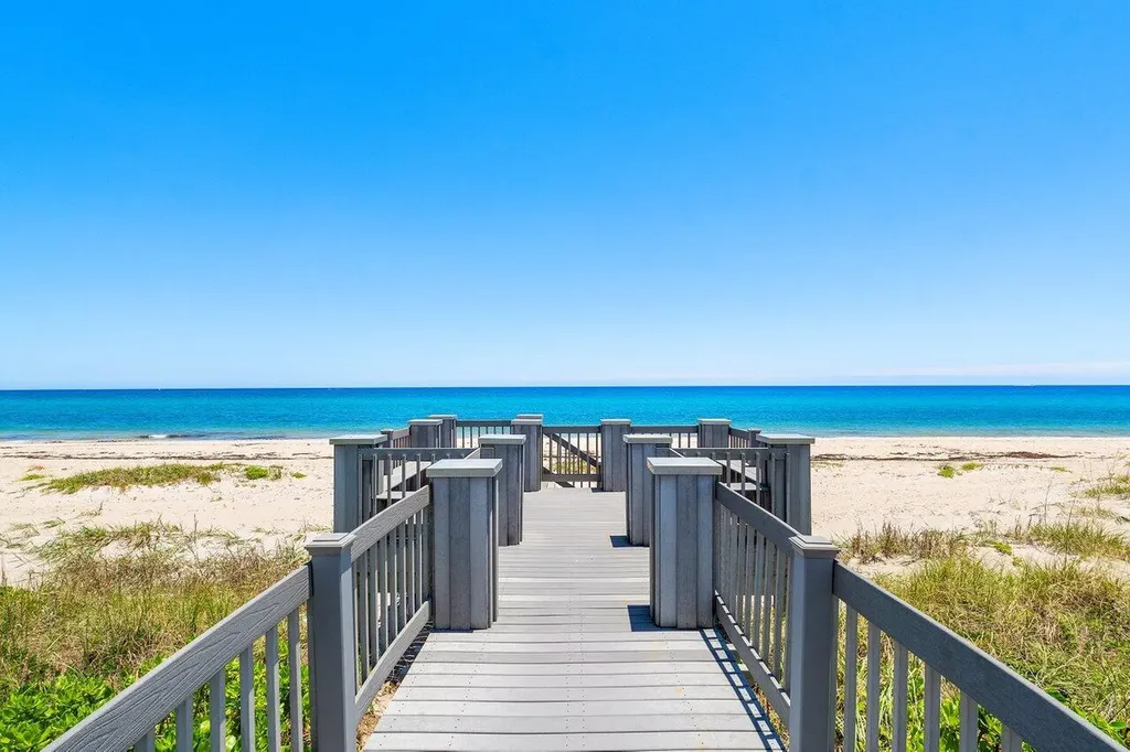 5900 Old Ocean Boulevard Ocean Ridge FL 33435