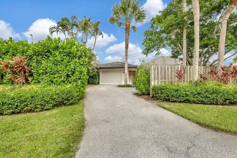 11880 Pebblewood Drive Wellington FL 33414