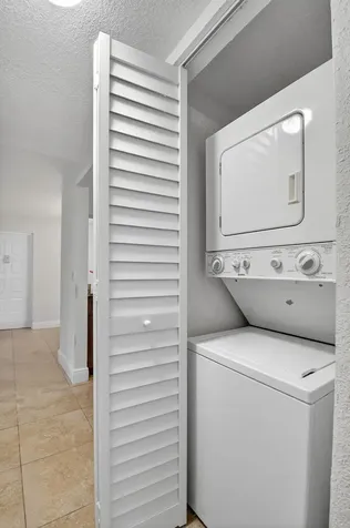 208 Foxtail Drive Greenacres FL 33415