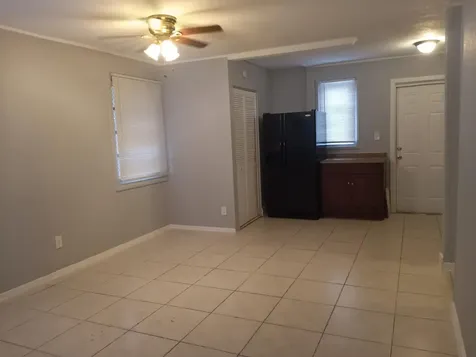 522 W 3rd Street Riviera Beach FL 33404