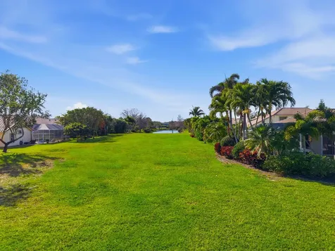7123 Brunswick Circle Boynton Beach FL 33437
