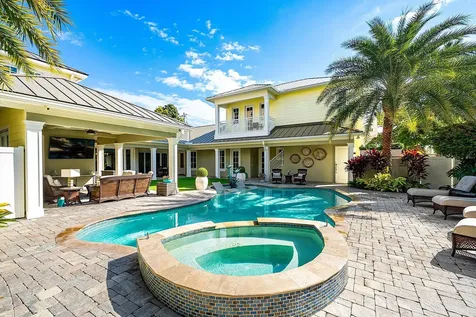 201 Ne 3rd Court Boca Raton FL 33432