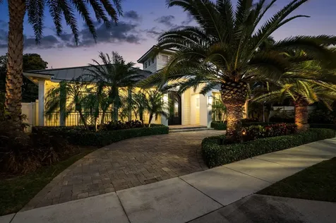 201 Ne 3rd Court Boca Raton FL 33432