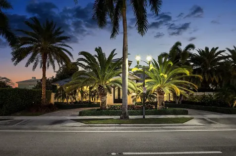 201 Ne 3rd Court Boca Raton FL 33432