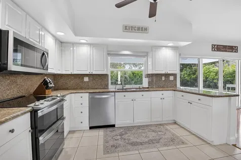 10302 Crosswind Road Boca Raton FL 33498