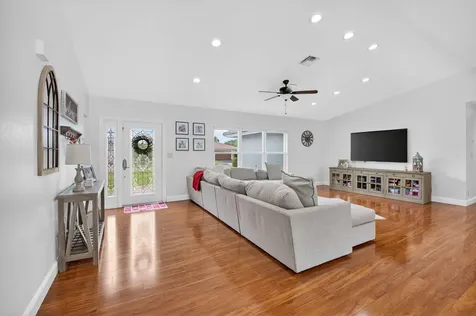 10302 Crosswind Road Boca Raton FL 33498