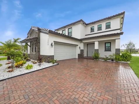 1325 Whitcombe Drive Royal Palm Beach FL 33411
