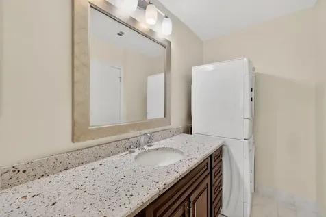 16 Se Turtle Creek Drive Jupiter FL 33469