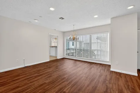 16 Se Turtle Creek Drive Jupiter FL 33469