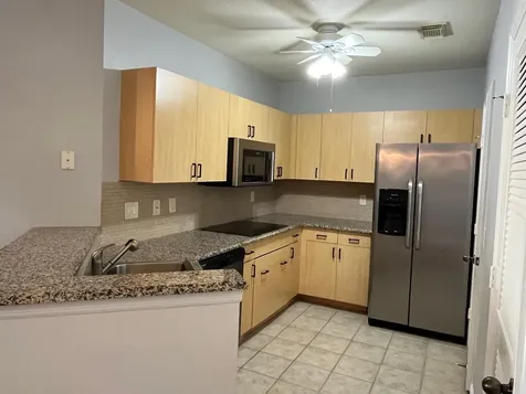 2002 Belmont Place Boynton Beach FL 33436