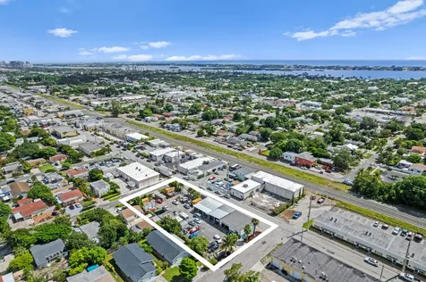 5913 Georgia Avenue West Palm Beach FL 33405