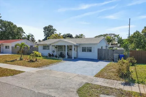 110 NE 30th Street Pompano Beach FL 33064