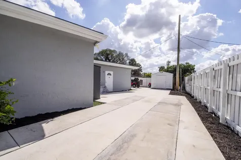 1409 Nw 58th Avenue Margate FL 33063