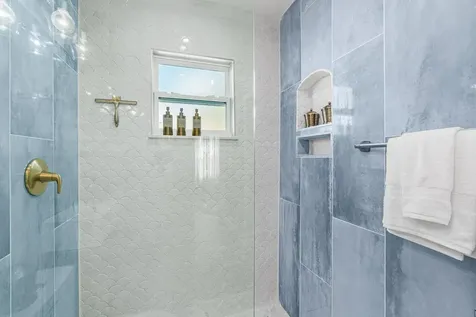 423 W Ocean Avenue Lantana FL 33462