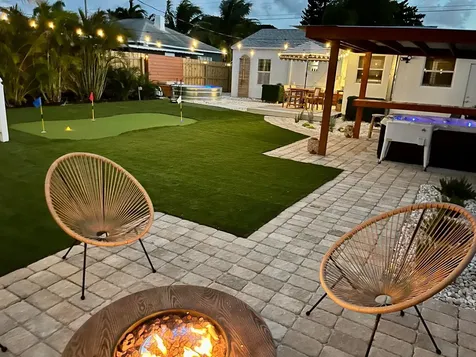 423 W Ocean Avenue Lantana FL 33462