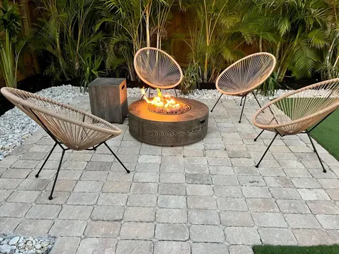 423 W Ocean Avenue Lantana FL 33462