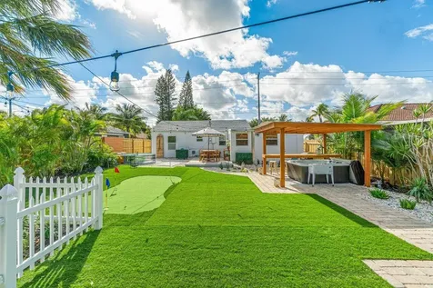 423 W Ocean Avenue Lantana FL 33462