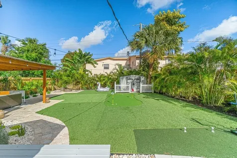 423 W Ocean Avenue Lantana FL 33462