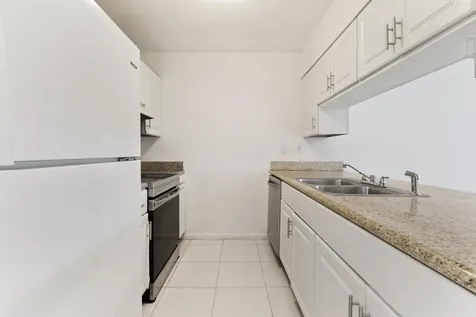 5816 S Bond Drive West Palm Beach FL 33415