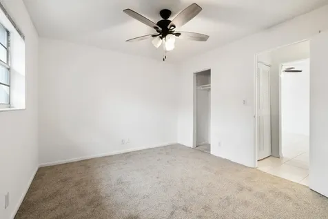 5816 S Bond Drive West Palm Beach FL 33415