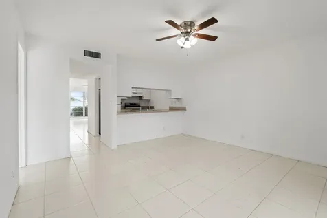 5816 S Bond Drive West Palm Beach FL 33415