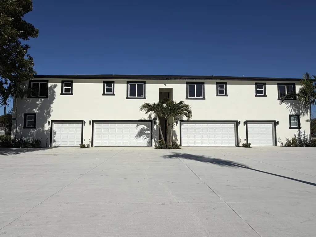 1112 Whitepine Boulevard Wellington FL 33414