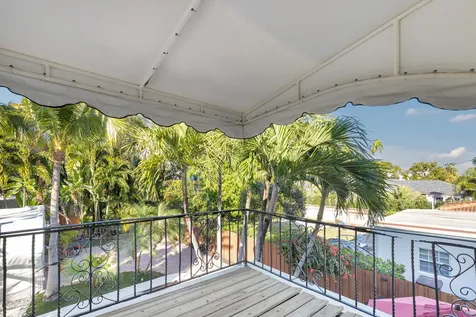 137 Edgewood Drive West Palm Beach FL 33405