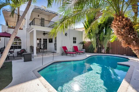 137 Edgewood Drive West Palm Beach FL 33405
