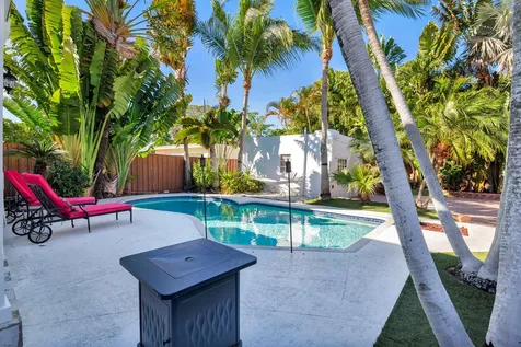 137 Edgewood Drive West Palm Beach FL 33405