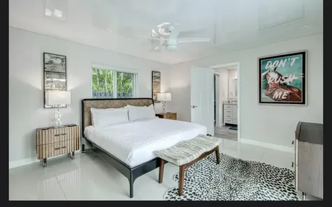 2630 Ne 51st Court Lighthouse Point FL 33064