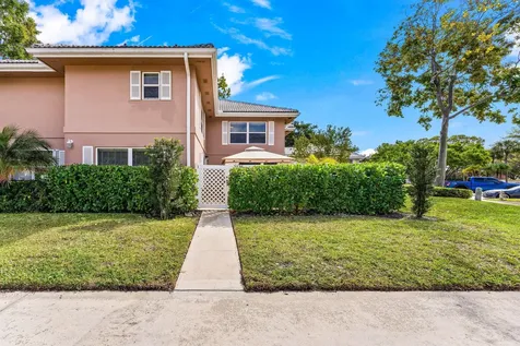 3136 Kingston Court West Palm Beach FL 33409