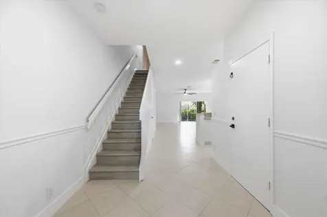 13380 Georgian Court Wellington FL 33414