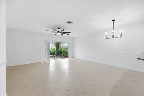 13380 Georgian Court Wellington FL 33414