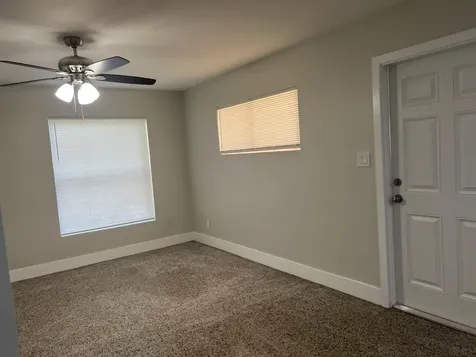 2102 Delaware Avenue Fort Pierce FL 34950