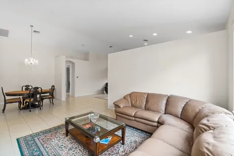 8502 Marsala Way Boynton Beach FL 33472
