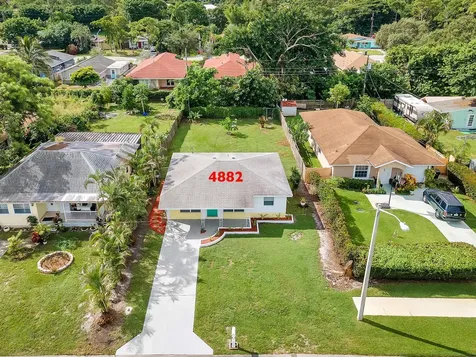 4882 Jefferson Road Delray Beach FL 33445