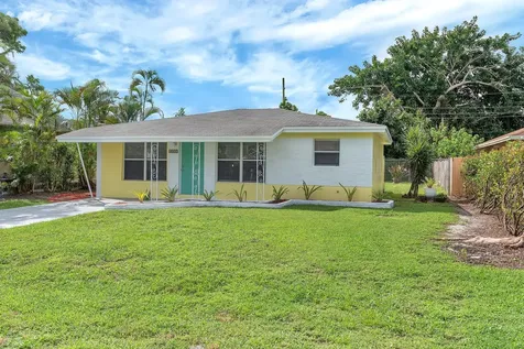 4882 Jefferson Road Delray Beach FL 33445