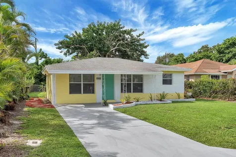 4882 Jefferson Road Delray Beach FL 33445