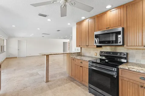 451 Ne 25th Terrace Boca Raton FL 33431