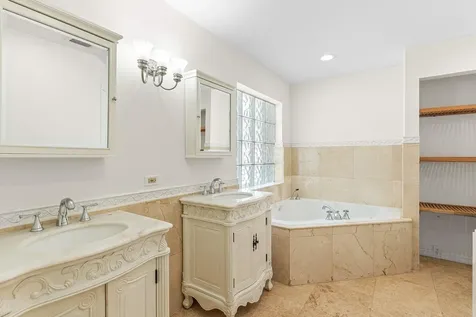 451 Ne 25th Terrace Boca Raton FL 33431