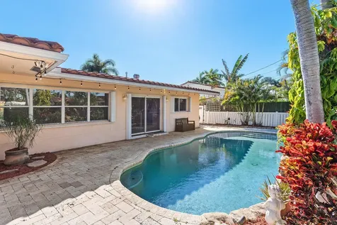 451 Ne 25th Terrace Boca Raton FL 33431