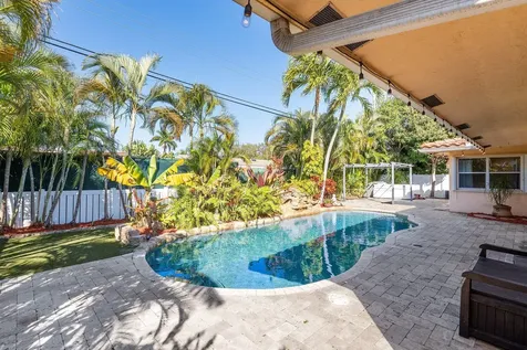 451 Ne 25th Terrace Boca Raton FL 33431