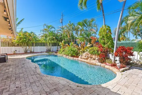 451 Ne 25th Terrace Boca Raton FL 33431