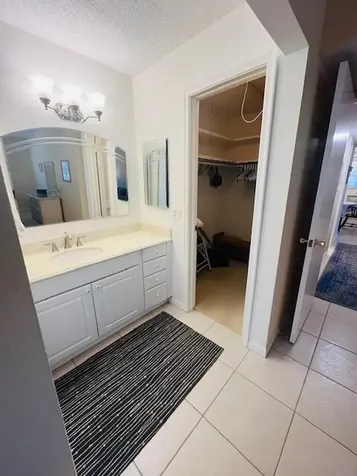 910 S South Drive Delray Beach FL 33445