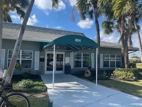 910 S South Drive Delray Beach FL 33445
