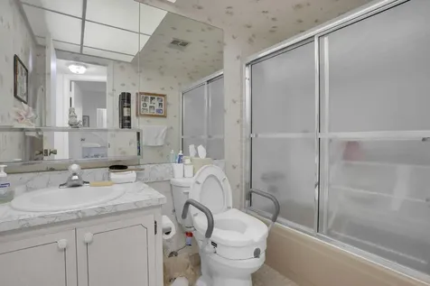 2751 E Sunrise Lakes Drive Sunrise FL 33322