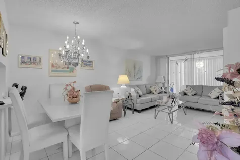 2751 E Sunrise Lakes Drive Sunrise FL 33322